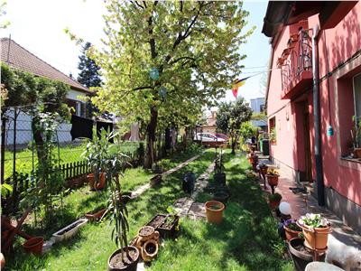 Casa de vanzare in zona strazii Bisericii Ortodoxe