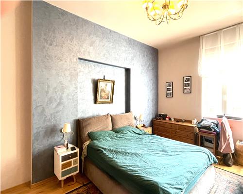 Vand Apartament de exceptie/ Ultracentral  120 mp