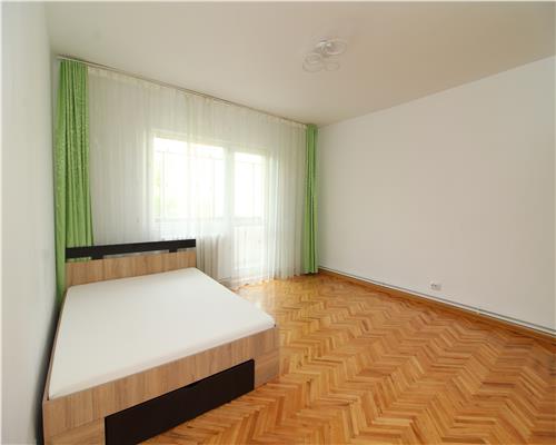 Apartament 4 camere decomandate, garaj, Zorilor, zona Tatra