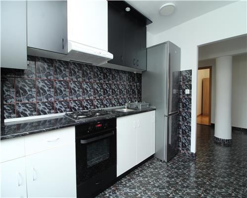 Apartament 4 camere decomandate, garaj, Zorilor, zona Tatra