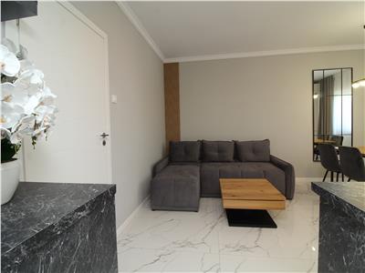 Apartament 3 camere, parcare, str.Republicii, Piata Lucian Blaga