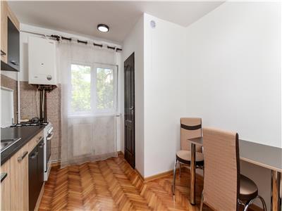 Apartament 3 camere decomandate, UMF, Spitalul de Recuperare, Zorilor