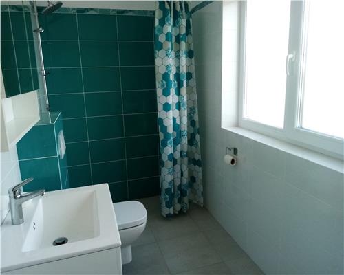 Apartament pe 2 niveluri, 140 mp, 4 camere, parcare, Someseni