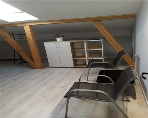 Apartament pe 2 niveluri, 140 mp, 4 camere, parcare, Someseni