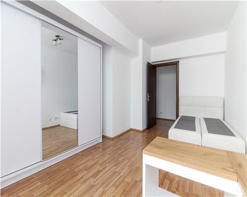 Apartament 4 camere, 135 mp, parcare, Plopilor, Parcul Rozelor