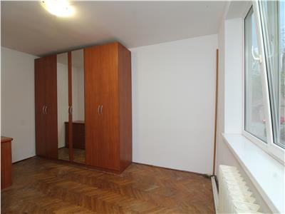 Apartament 2 camere decomandate, etaj 2, Plopilor