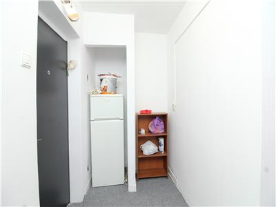 Apartament 2 camere decomandate, etaj 2, Plopilor