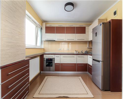 Apartament 3 camere|2 bai|72 mp|parcare|Zorilor