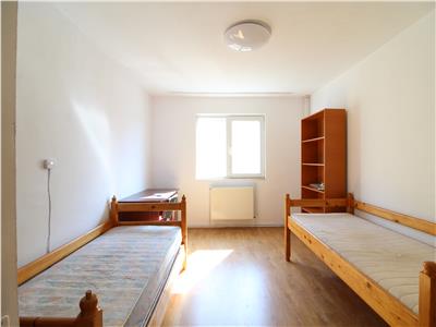 Apartament spatios cu 2 camere, etaj 2, Dambul Rotund, zona Lidl