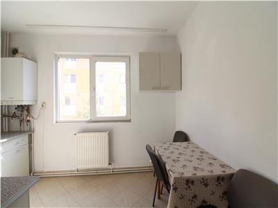 Apartament spatios cu 2 camere, etaj 2, Dambul Rotund, zona Lidl