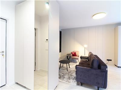 Apartament, LUX cu 2 camere, parcare, Semicentral